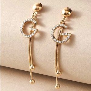 NEW Gorgeous Rhinestone G Tassel Drop Earrings